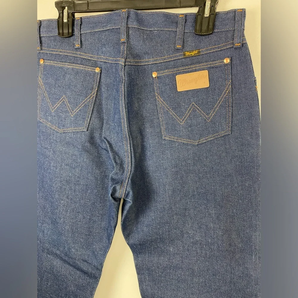 Wrangler size 36x32 Blue Denim Cowboy Cut Original Fit Jeans